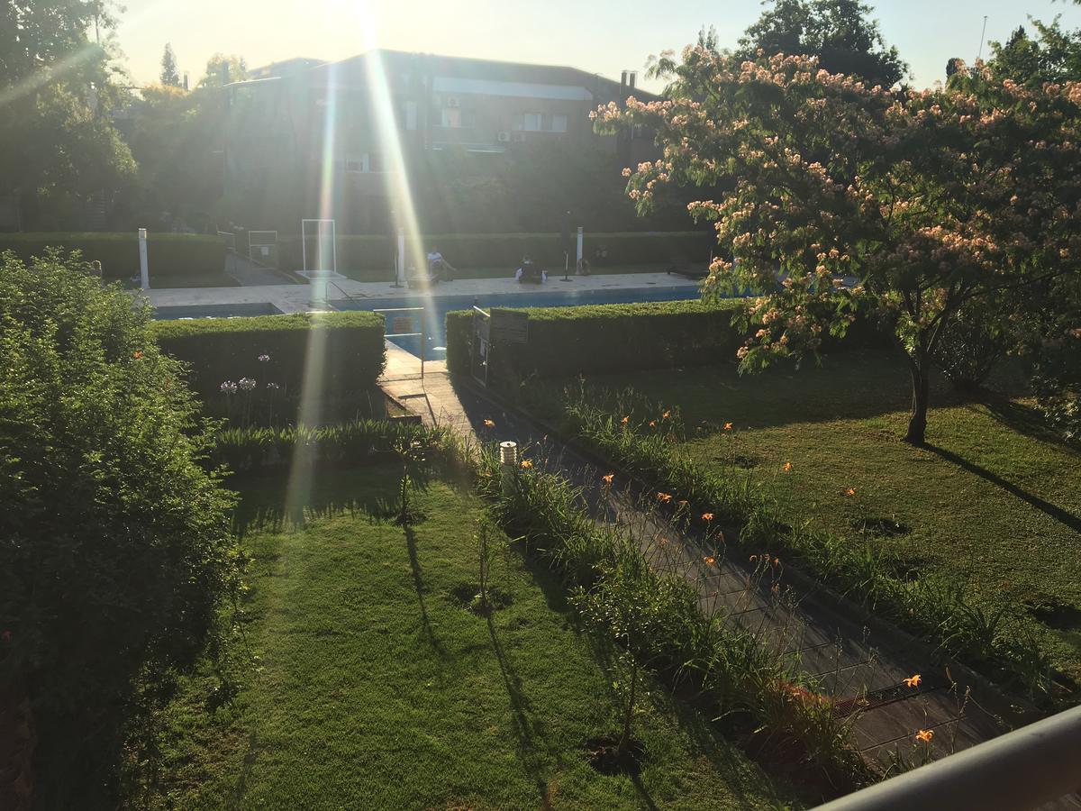 Apartamento En Country Pilar Piscina Parrilla Propia Hasta 4 Personas Екстериор снимка