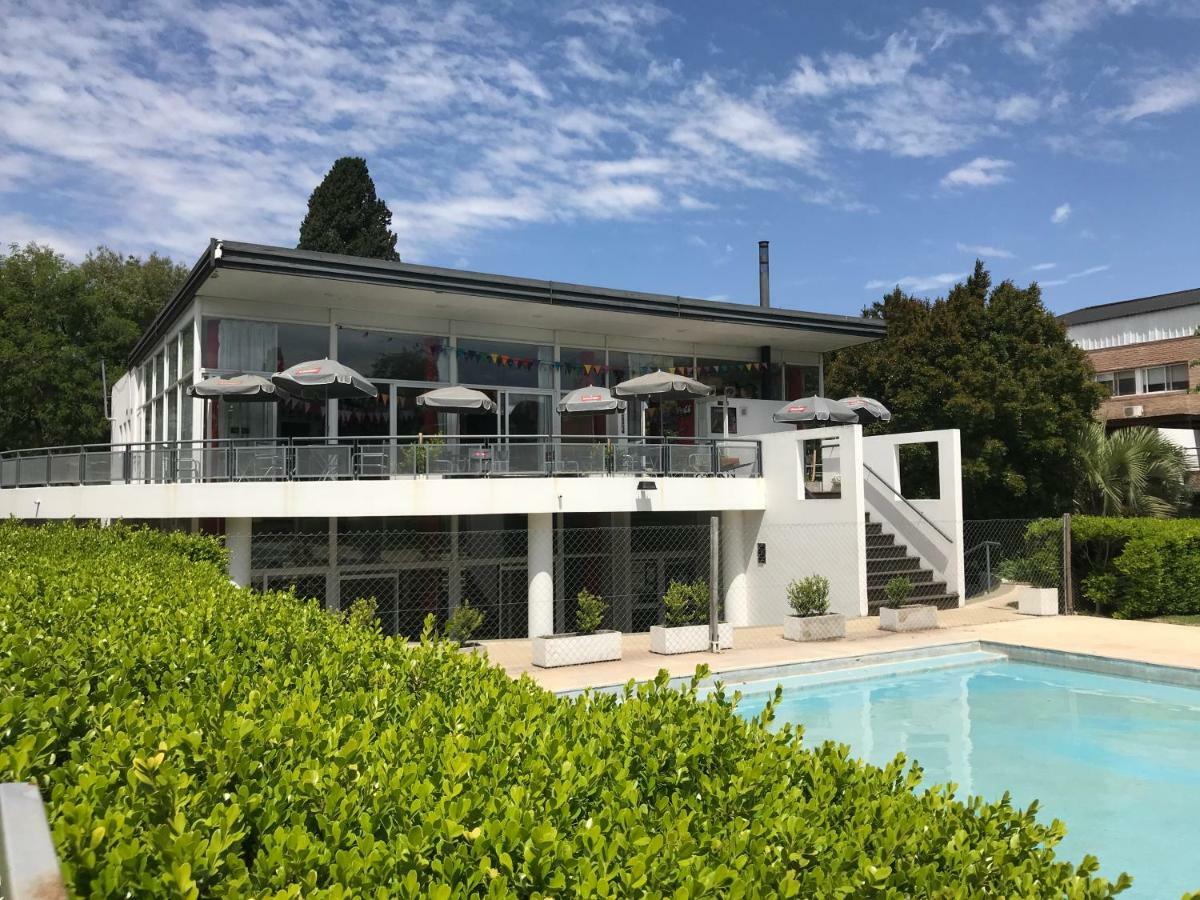 Apartamento En Country Pilar Piscina Parrilla Propia Hasta 4 Personas Екстериор снимка